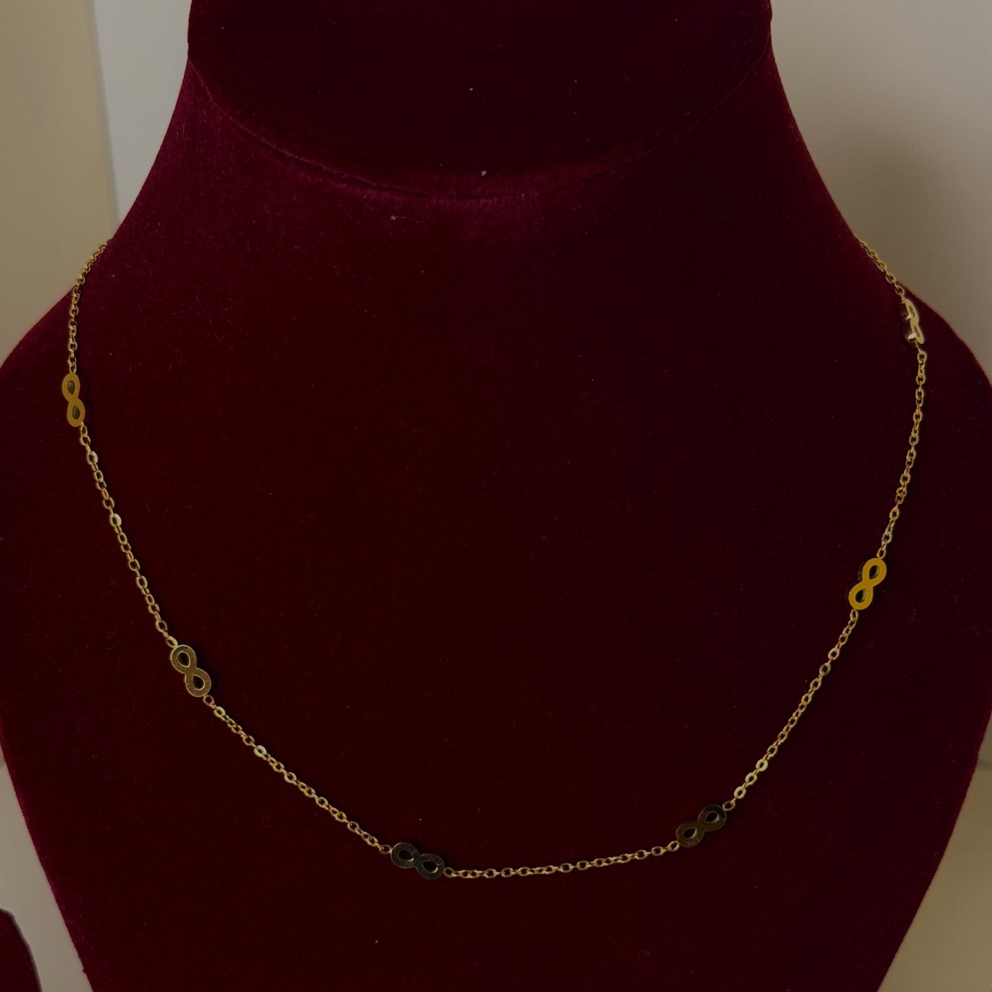 Eternal Loop Necklace